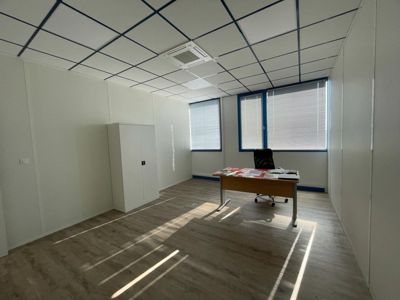 Bureau Orléans 152m² Location bureau Orléans Loiret OLBUR2425659 1